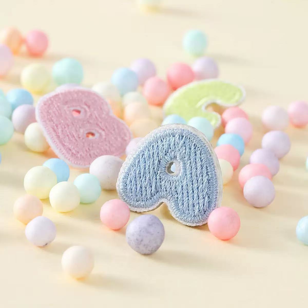 Alphabet embroidered fabric pa - Phone Cases Eco Friendly 评论和价格
