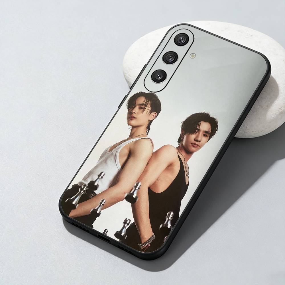 D-Devil K-Kiss Perth x Santa C - Phone Cases Perth 评论和价格