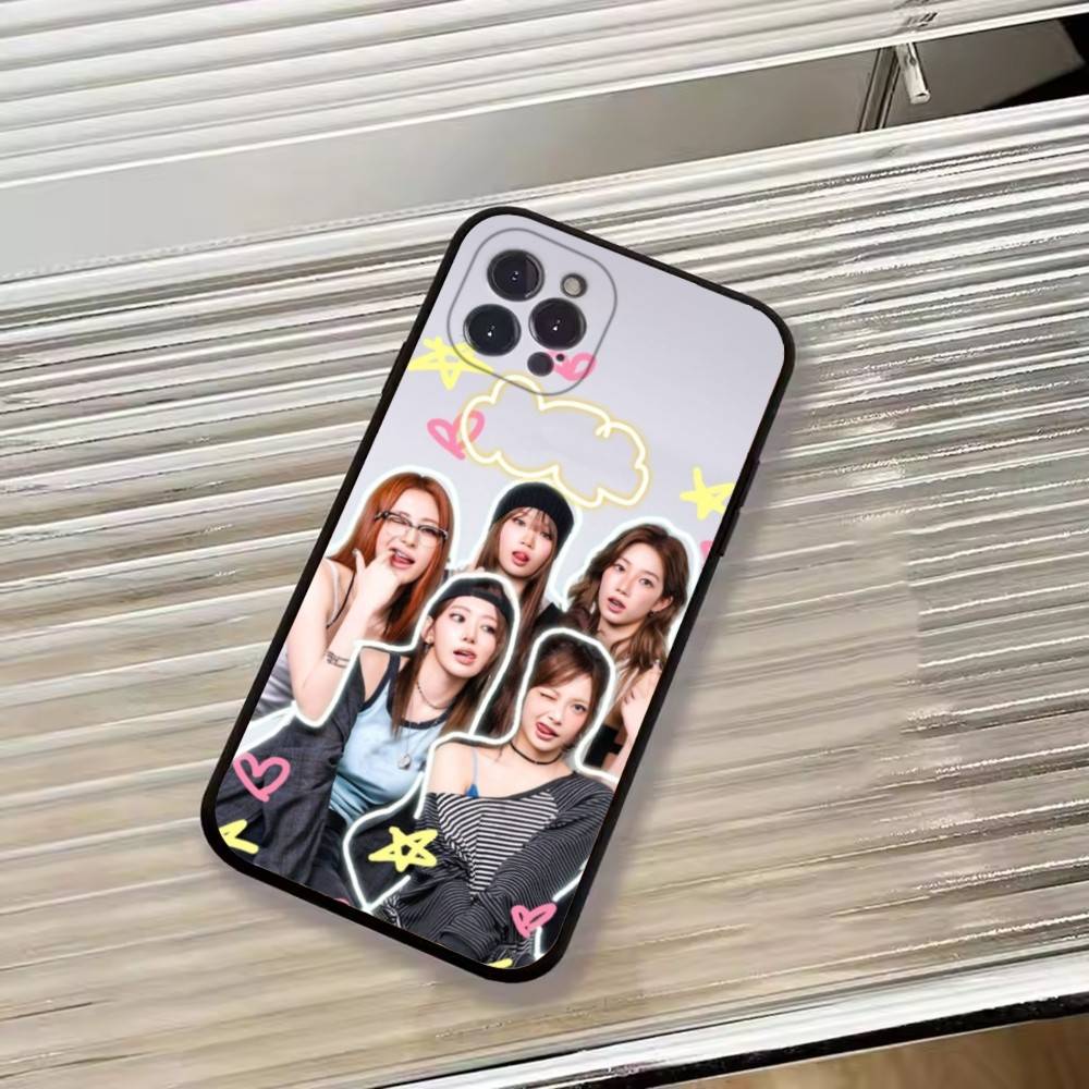 Vogue L-LE S-SSERAFIM Artistic - Phone Cases Vogue 评论和价格